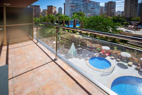 Habitación Doble con vistas a la piscina - 1 o 2 camas del hotel Servigroup Diplomatic. Foto 4