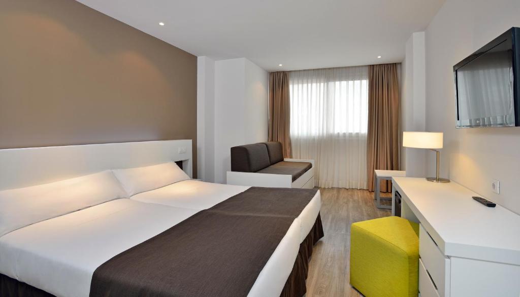 Habitación familiar del hotel Sol Pelicanos Ocas. Foto 2