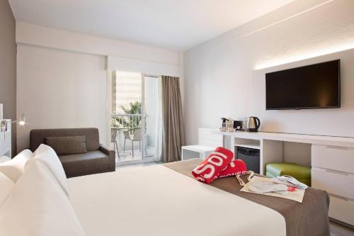 Habitación Xtra del hotel Sol Pelicanos Ocas. Foto 3