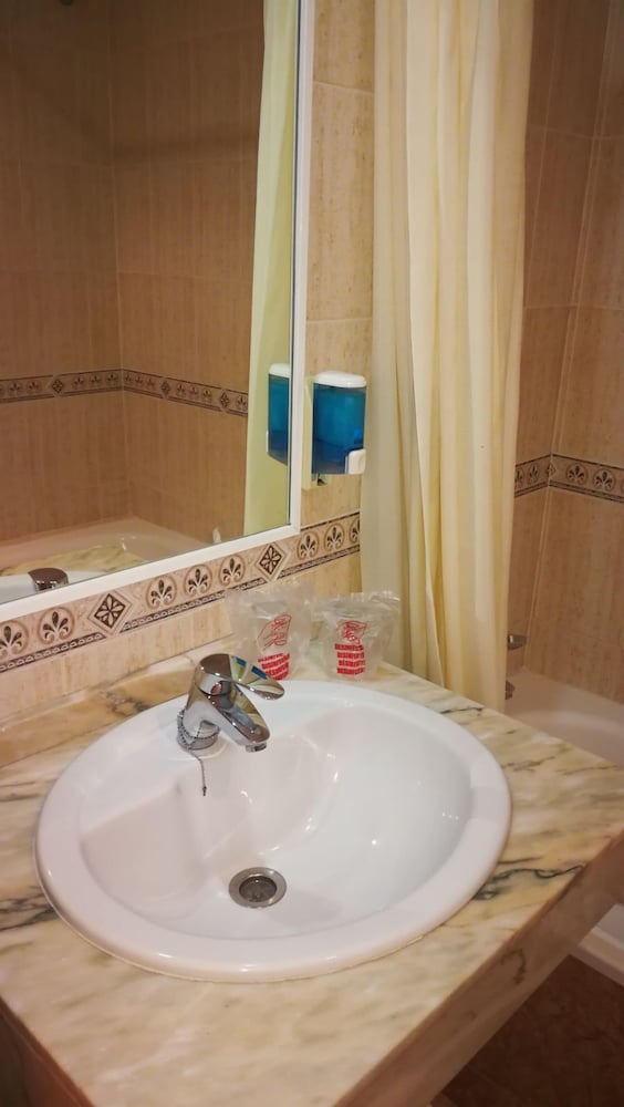 Habitación individual del hotel Mont Park. Foto 8