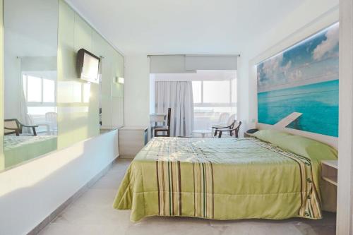 Habitación Doble Económica - 2 camas del hotel Benikaktus. Foto 1