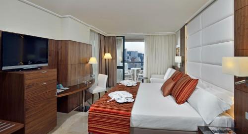 Habitación Doble Grand Premium The Level con acceso al salón executive del hotel Melia Benidorm