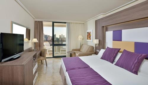 Habitación Meliá con vistas al horizonte del hotel Melia Benidorm