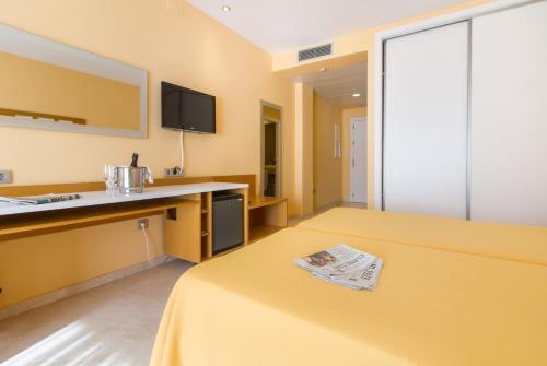 Habitación Doble - 1 o 2 camas del hotel Mediterraneo. Foto 11