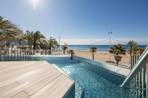 Deluxe Double Room with Private Pool del hotel Cimbel