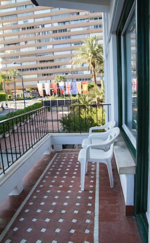 Habitación doble Balcón o Terraza del hotel Gran Delfin. Foto 2