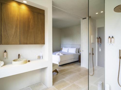 Suite Open Sky con terraza y vistas al mar del hotel Mercure Benidorm