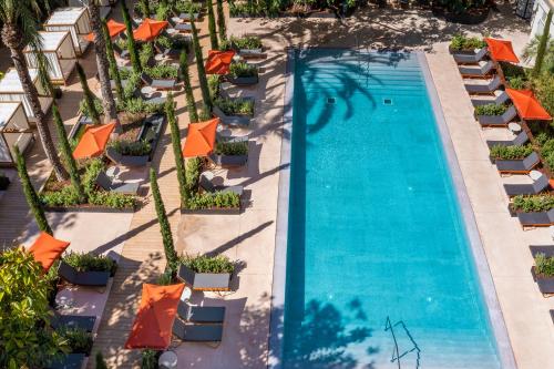 Habitación Doble Deluxe con terraza del hotel Mercure Benidorm. Foto 1