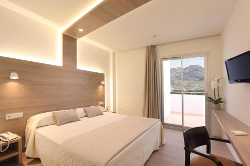 Habitación Doble con vistas - 2 camas del hotel Carlos I. Foto 1