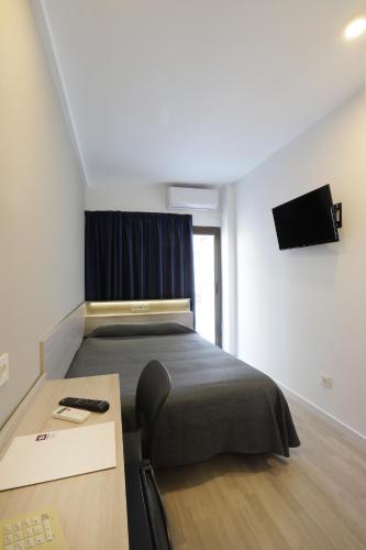 Habitación Individual del hotel Brasil. Foto 6