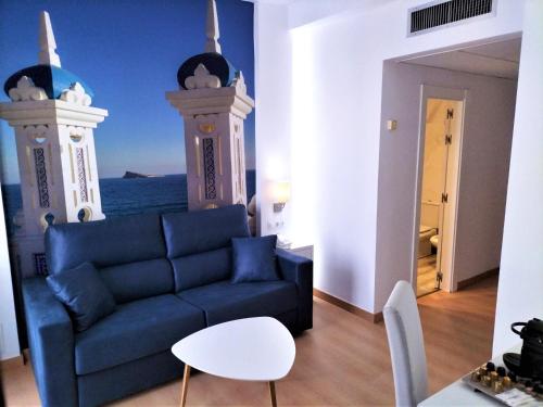 Suite Junior con balcón del hotel Avenida. Foto 1