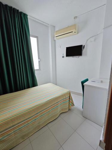 Habitación Individual del hotel Camposol. Foto 2