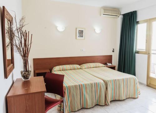 Habitación Doble Estándar con balcón - 1 o 2 camas del hotel Camposol