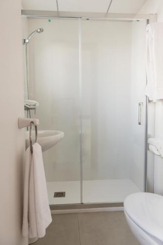 Habitación Doble Estándar con balcón - 1 o 2 camas del hotel Camposol. Foto 3