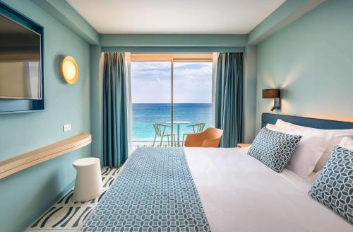 Habitación Doble Superior con vistas al mar - 1 o 2 camas del hotel Barceló Benidorm Beach - Adults Recommended. Foto 1