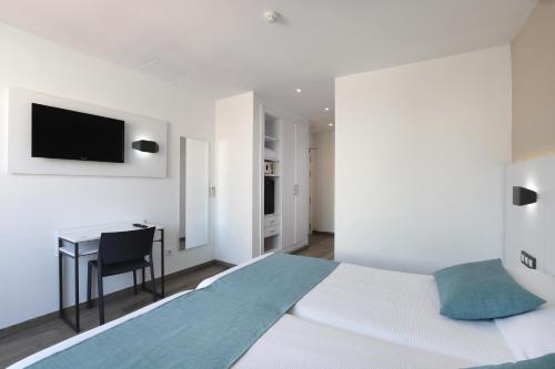 Habitación doble Balcón o Terraza Vista ciudad del hotel Alameda