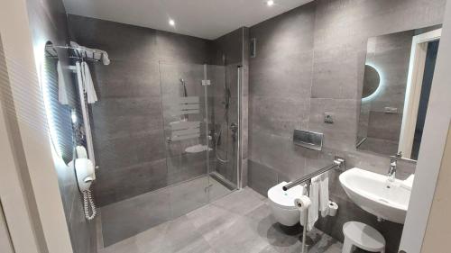 Habitación Doble sin balcón - 1 o 2 camas - Adaptada para personas con discapacidad del hotel Madeira Centro