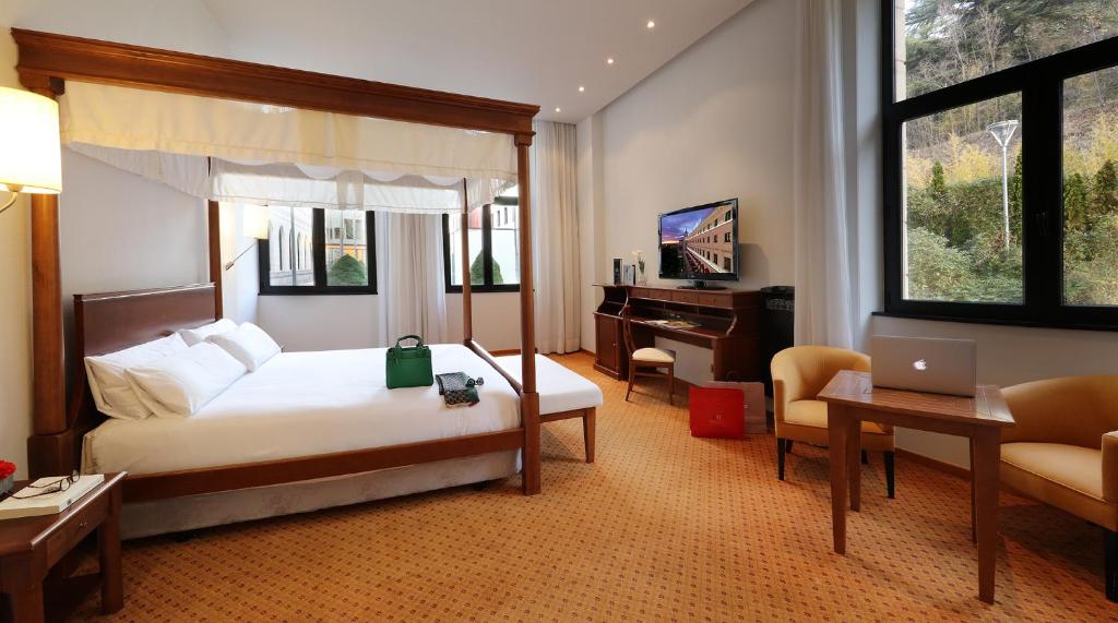 Junior suite del hotel Abba Burgos. Foto 3