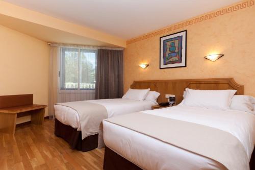 Habitación Doble - 1 o 2 camas del hotel Ciudad De Burgos. Foto 3