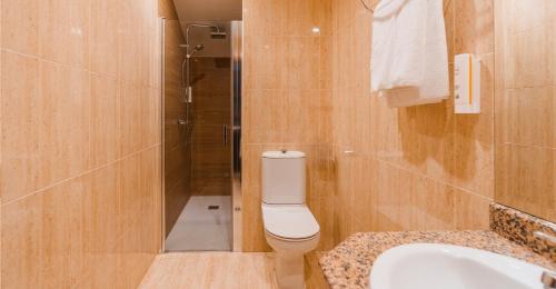 Habitación Familiar del hotel Ciudad De Burgos. Foto 6