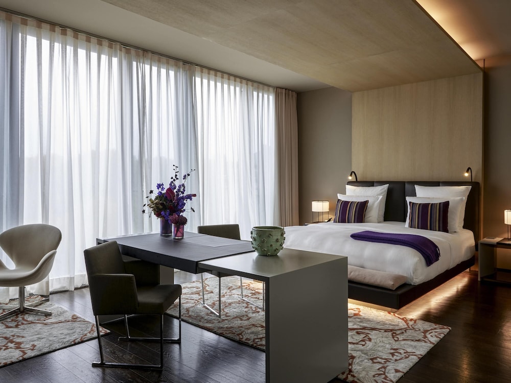 Suite Tiergarten del hotel So/ Berlin Das Stue. Foto 1