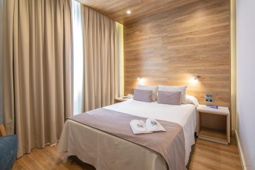 Habitación Doble Económica del hotel Monte Puertatierra. Foto 1