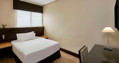 Habitación Individual Estándar del hotel Nh Avenida Jerez. Foto 1
