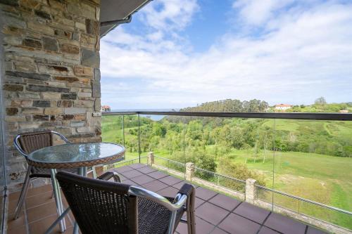 Habitación Doble Estándar con vistas al mar - 1 o 2 camas del hotel Abba Comillas. Foto 9