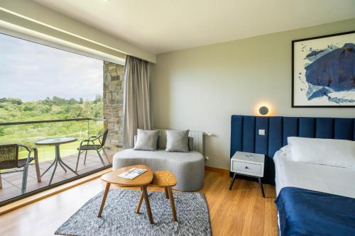 Habitación Doble Estándar con vistas al mar - 1 o 2 camas del hotel Abba Comillas. Foto 10