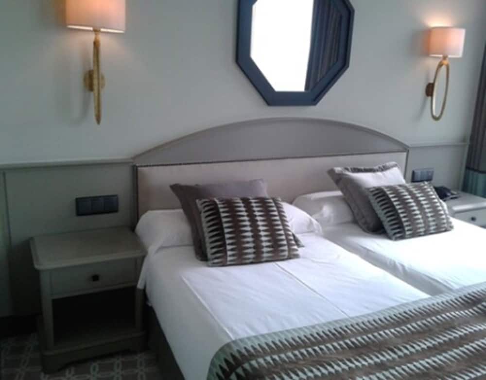 Habitación doble del hotel Bahia. Foto 4