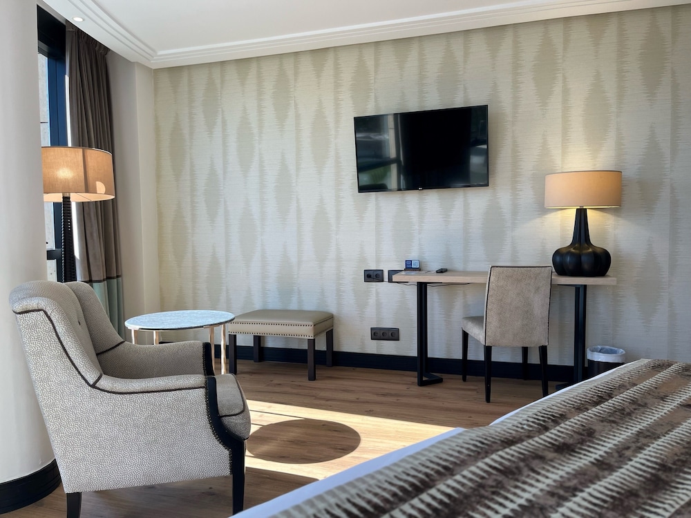 Habitación básica con 2 camas individuales (Cathedral view) del hotel Bahia. Foto 4