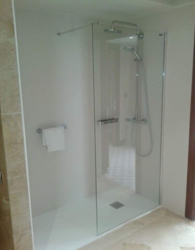 Habitación triple del hotel Bahia. Foto 6