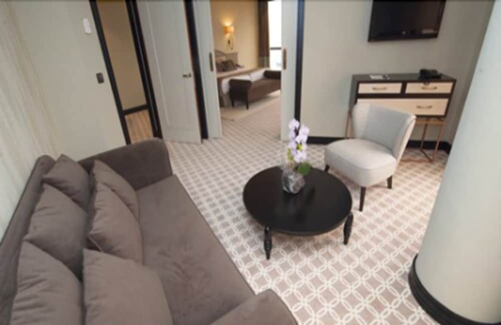 Suite junior, vistas al mar del hotel Bahia. Foto 2