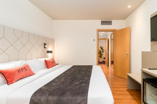 Habitación Doble Estándar del hotel Puerta Santander. Foto 8