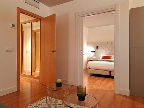 Suite Doble Estándar del hotel Puerta Santander. Foto 2