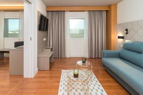 Suite Doble Estándar del hotel Puerta Santander. Foto 5
