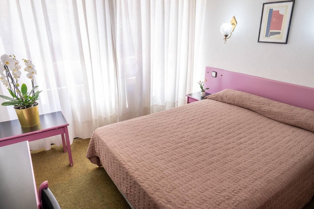 2 Single Beds del hotel Faranda Alisas Santander, Ascend Hotel Collection. Foto 2