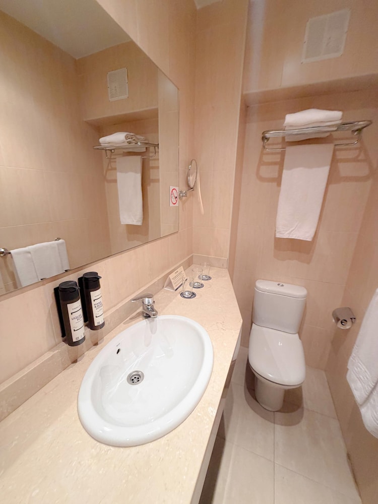 Habitación superior, 2 camas individuales del hotel Faranda Alisas Santander, Ascend Hotel Collection. Foto 8