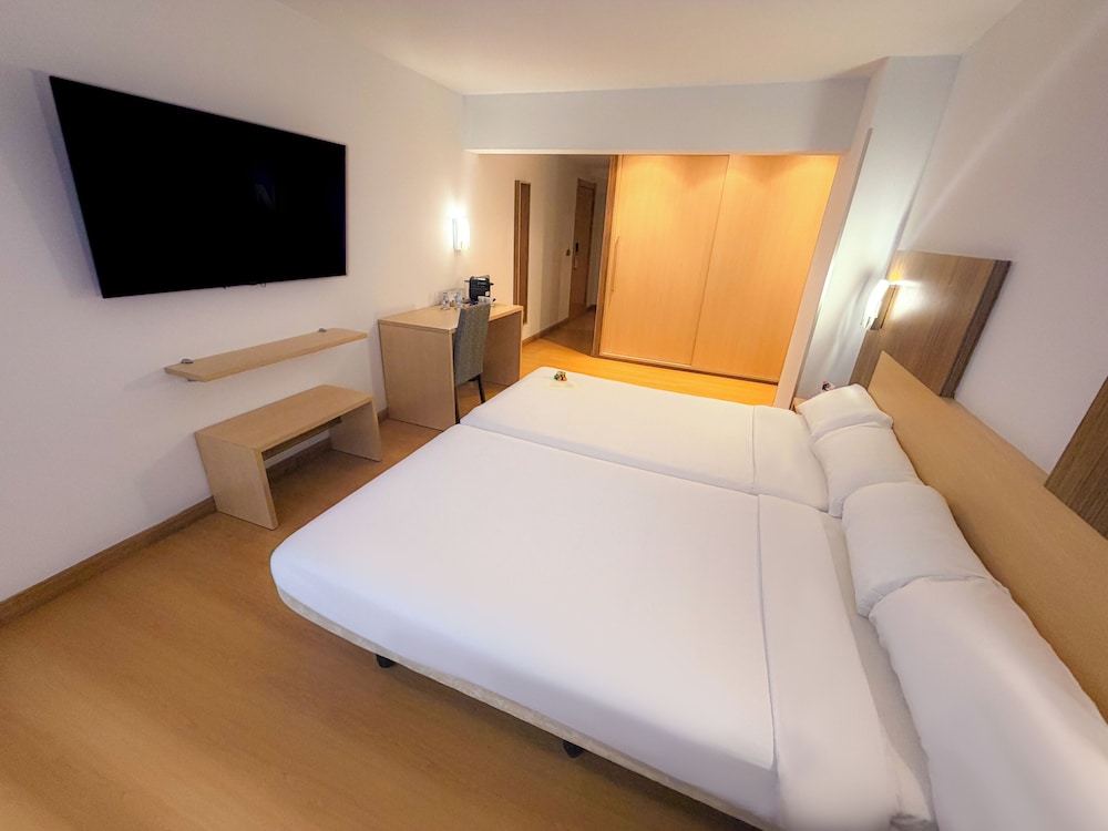 2 Single Beds, Premium Room del hotel Faranda Alisas Santander, Ascend Hotel Collection. Foto 5