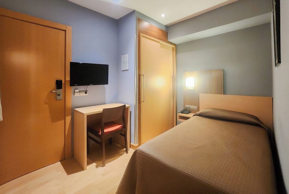 Habitación Superior, 1 cama individual del hotel Faranda Express Alisas Santander. Foto 3