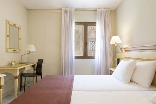 Doble con vistas a la Mezquita de Córdoba del hotel Eurostars Conquistador. Foto 1