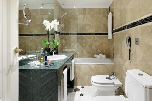 Habitación Individual Deluxe del hotel Eurostars Conquistador. Foto 4