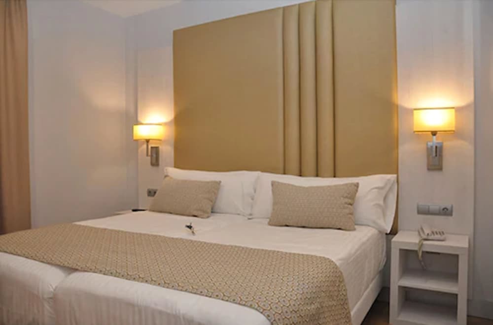 Habitación estándar con 2 camas individuales del hotel Selu