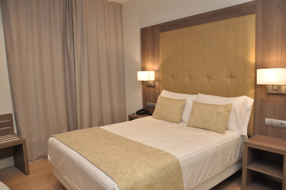 Habitación estándar doble del hotel Selu. Foto 6
