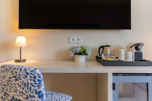 Habitación Doble Superior con vistas del hotel Hesperia Córdoba. Foto 9