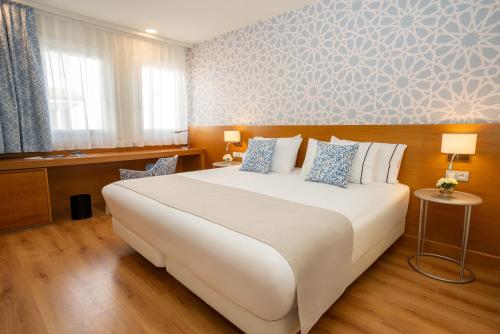 Habitación Doble Confort del hotel Hesperia Córdoba. Foto 1