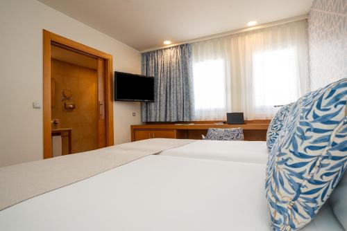 Habitación Doble Confort del hotel Hesperia Córdoba. Foto 2