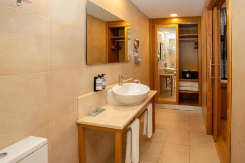 Habitación Doble Confort del hotel Hesperia Córdoba. Foto 5