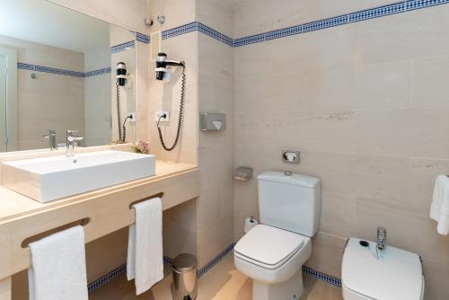 Habitación Doble Superior del hotel Hesperia Córdoba. Foto 3