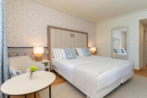 Habitación Doble Superior del hotel Hesperia Córdoba. Foto 7